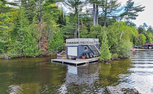 House in Baysville, Ontario, Canada 1