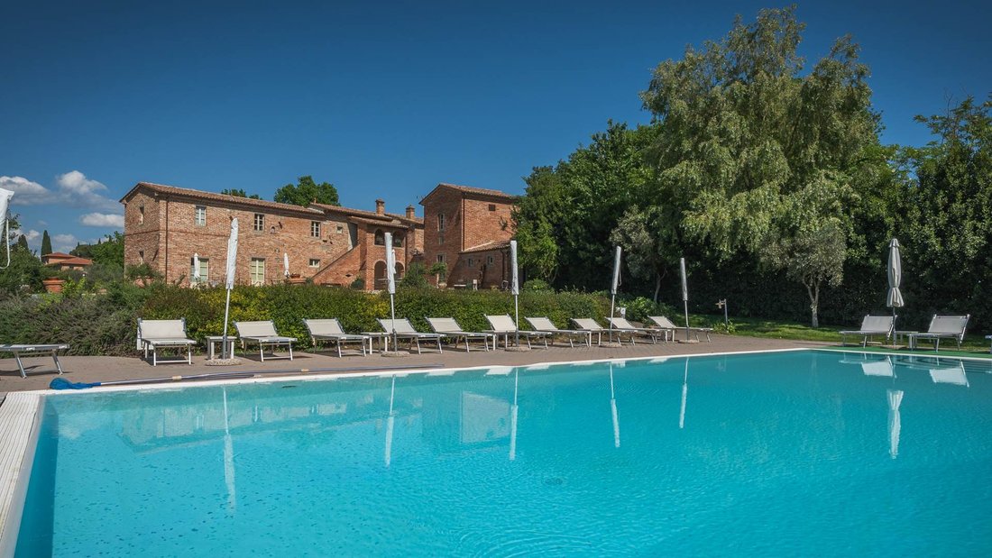 Country House in Foiano della Chiana, Tuscany, Italy 2 - 15717114