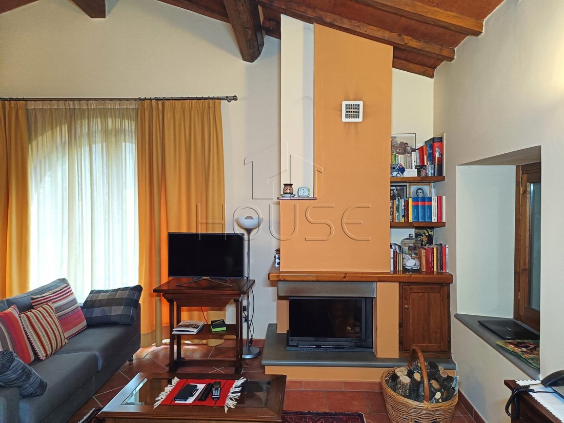 Country House in Umbertide, Umbria, Italy 2 - 15716179
