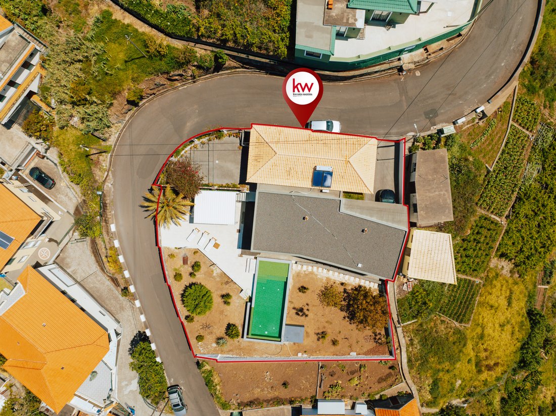 Villa in Ponta do Sol, Autonome Region Madeira, Portugal 2 - 15719764