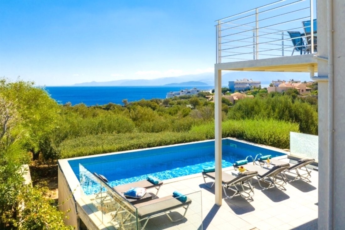 Villa in Community of Elounta, Agios Nikolaos Municipal Unit, Greece 1 - 15723648