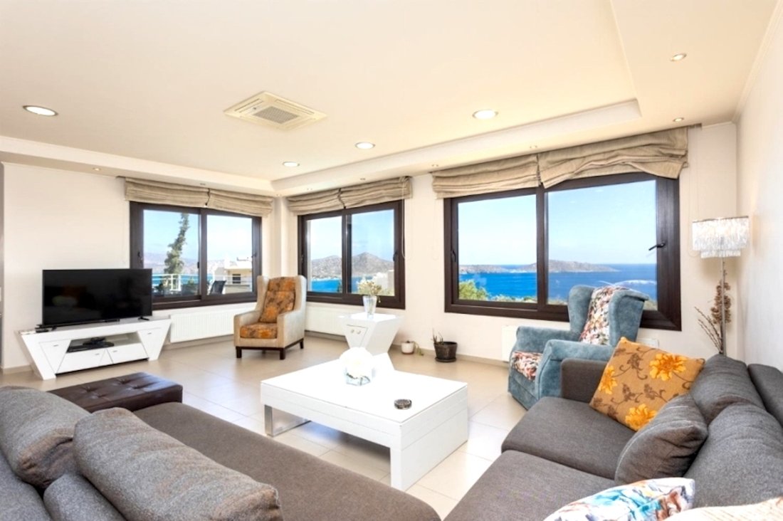 Villa in Community of Elounta, Agios Nikolaos Municipal Unit, Greece 4 - 15723648