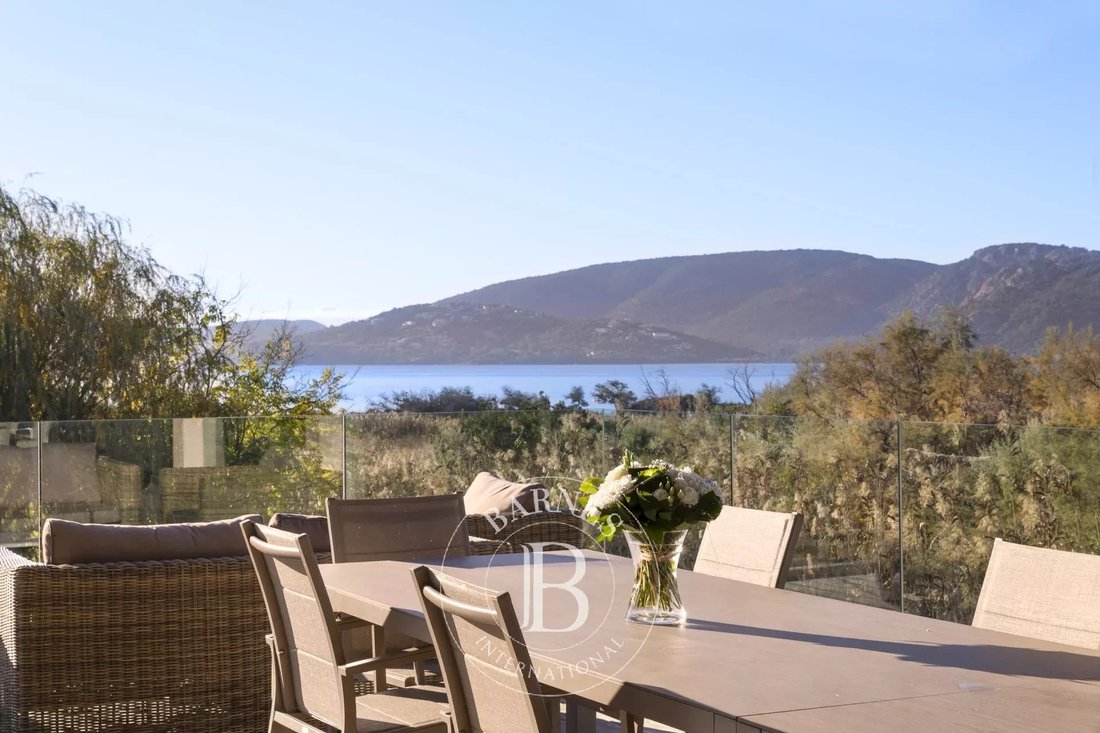 Villa in Lecci, Corsica, France 3 - 12952691