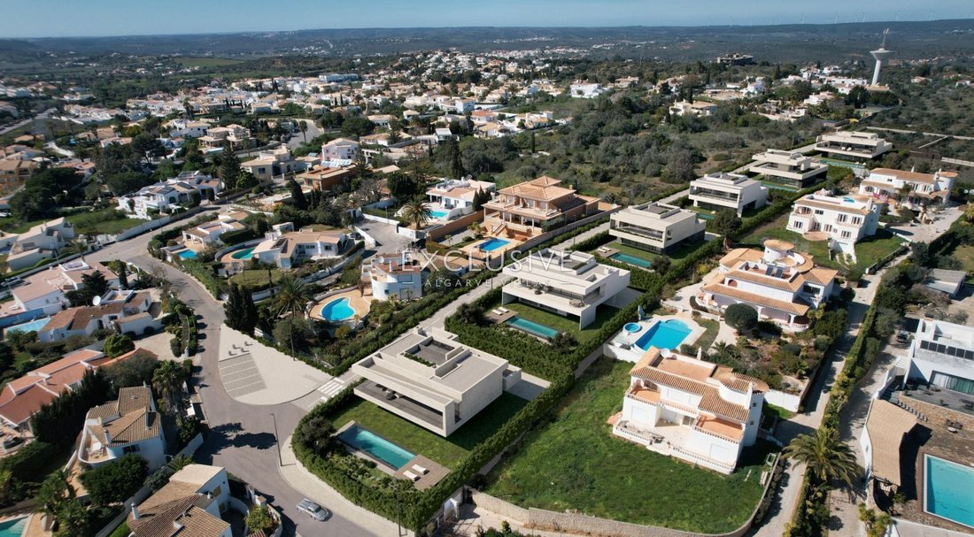 Villa in Praia da Luz, Algarve, Portugal 2 - 12915232