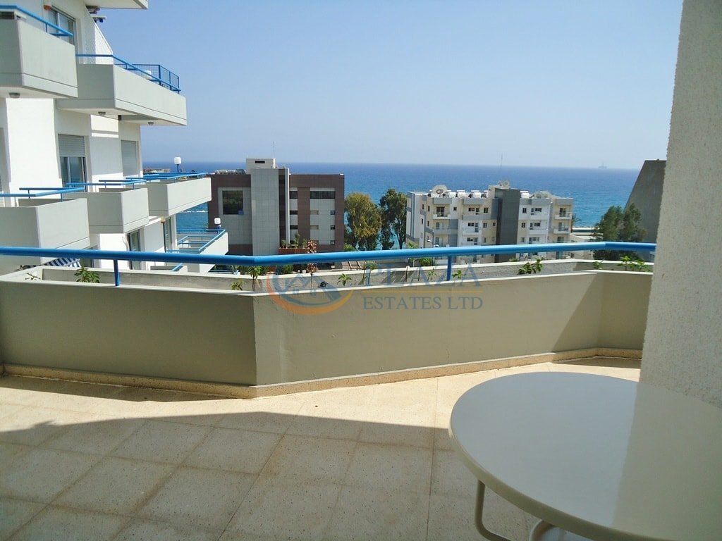 Apartment in Agios Tychon, Limassol, Cyprus 1 - 13094202