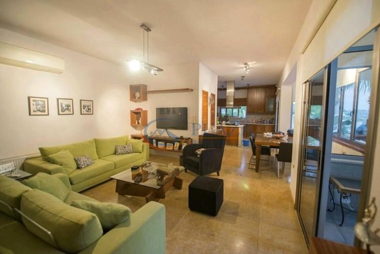 House in Agios Athanasios, Limassol, Cyprus 5 - 13094395