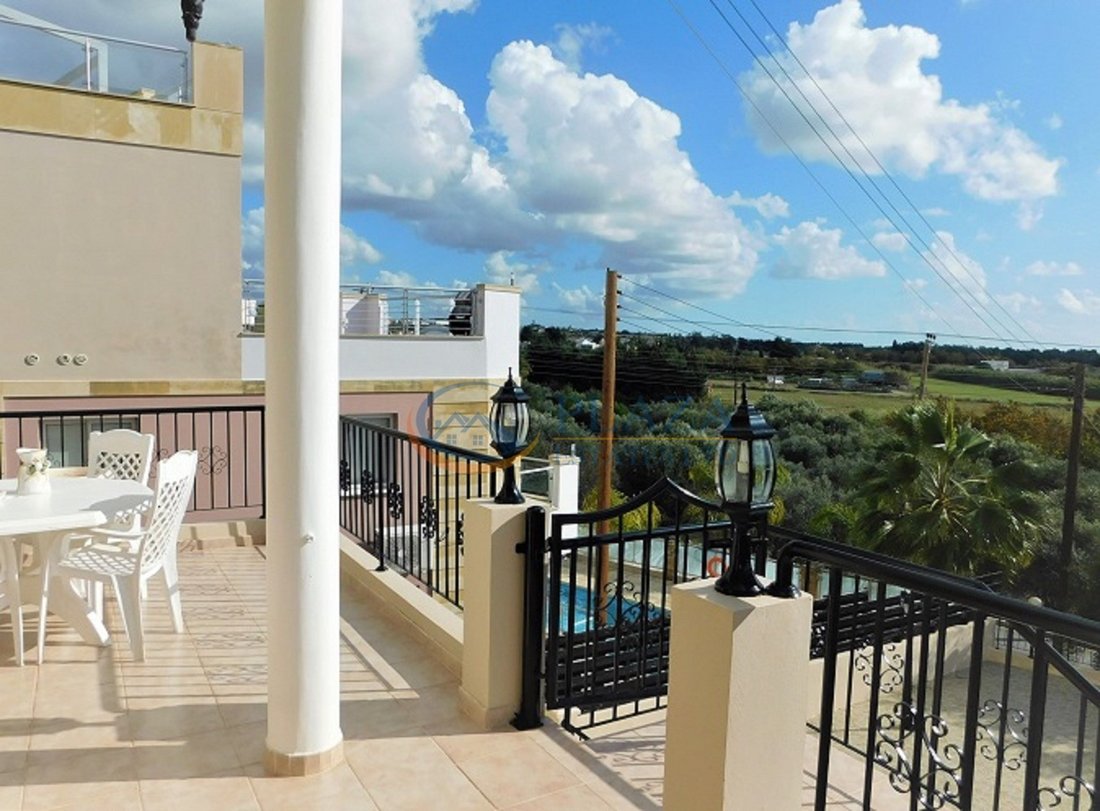House in Yeroskipou, Paphos, Cyprus 2 - 13093841