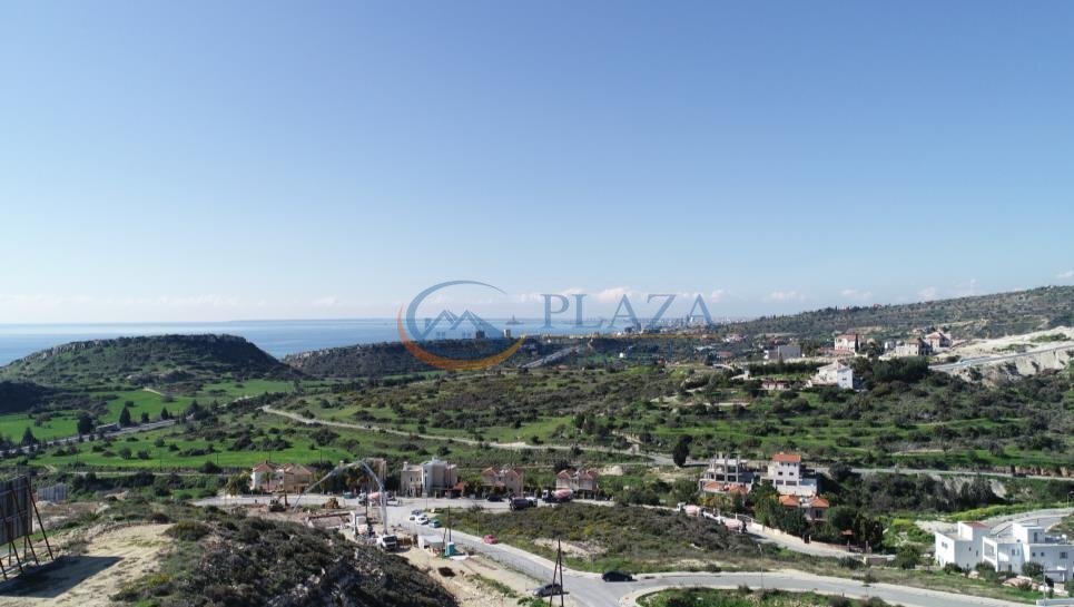 House in Agios Tychon, Limassol, Cyprus 2 - 13095556