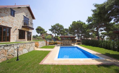 House in Souni-Zanakia, Limassol, Cyprus 1