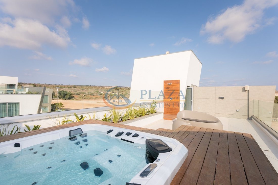 House in Ayia Napa, Cyprus 4 - 13098372