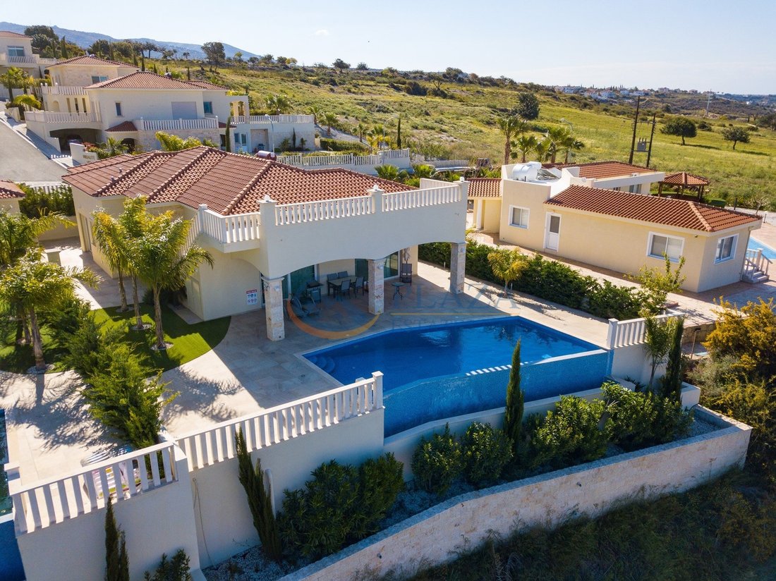 House in Cyprus 1 - 13094364
