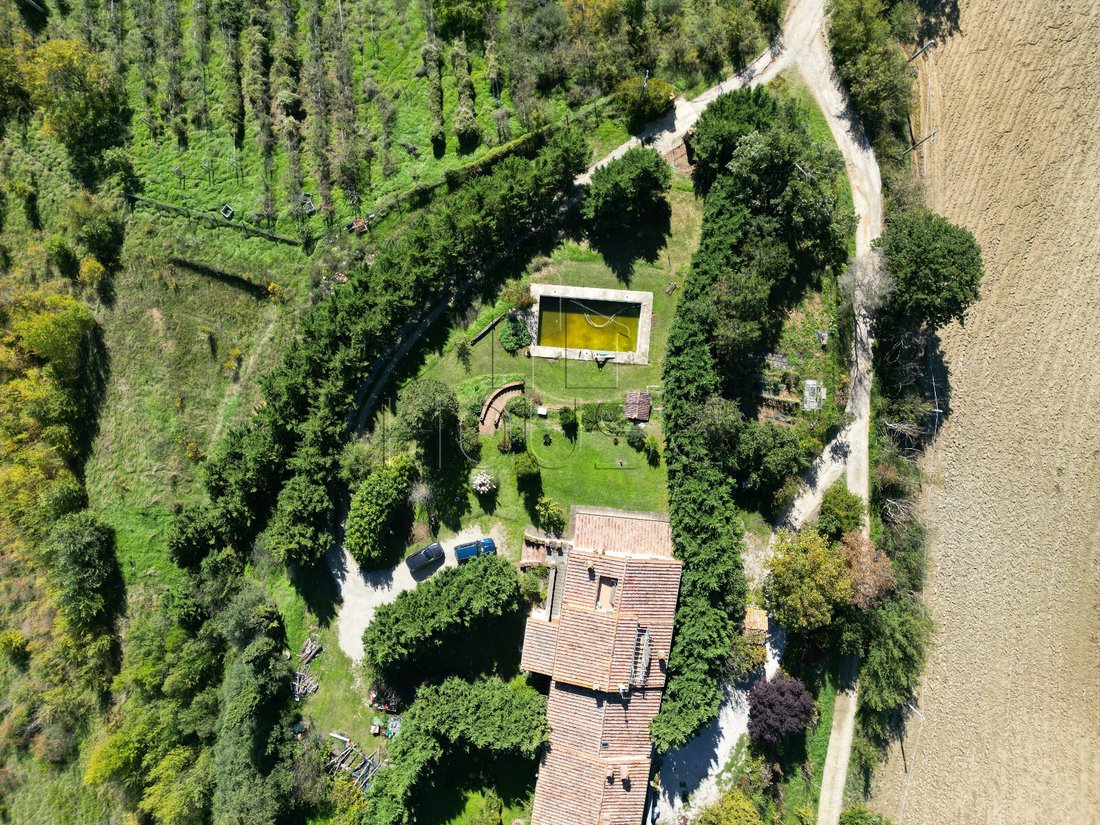 Country House in Città di Castello, Umbria, Italy 2 - 15725546