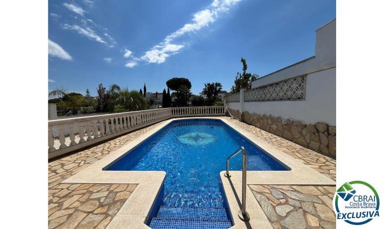 House in Empuriabrava, Catalonia, Spain 2 - 15725012
