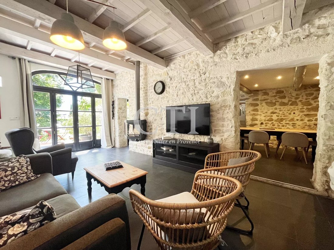 Estate in Est Nord, Vaison-la-Romaine, France 2 - 15724665
