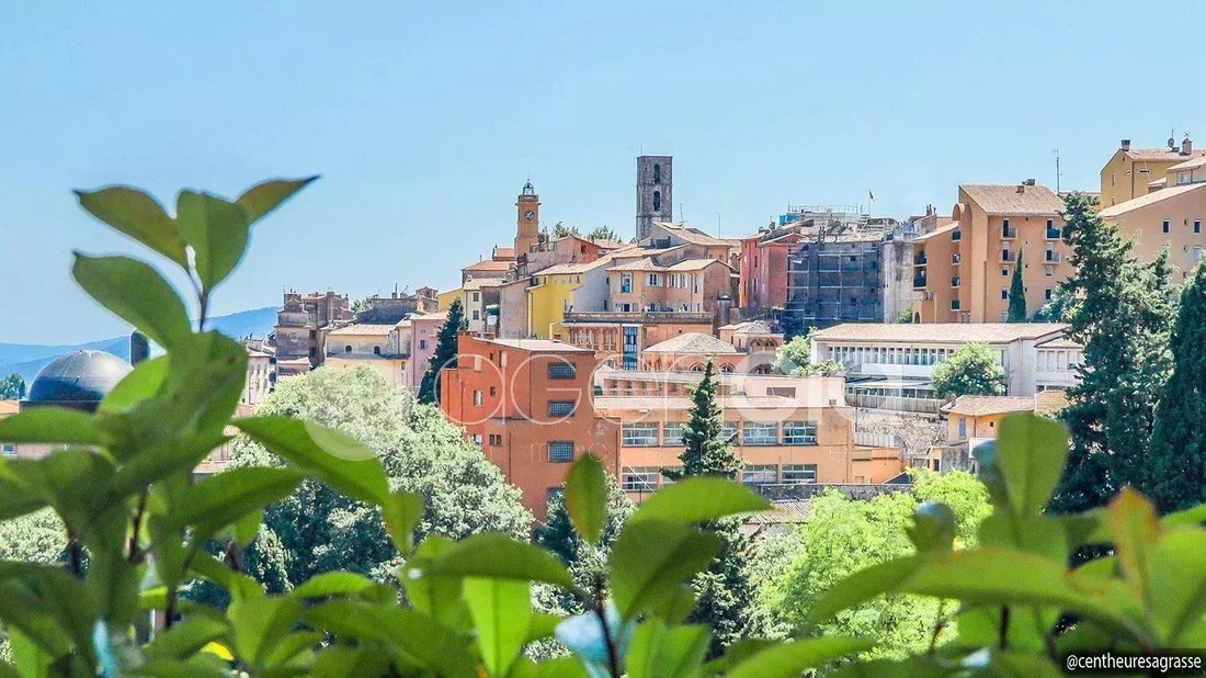 Grasse, Provence-Alpes-Côte d'Azur, France 1 - 15726003