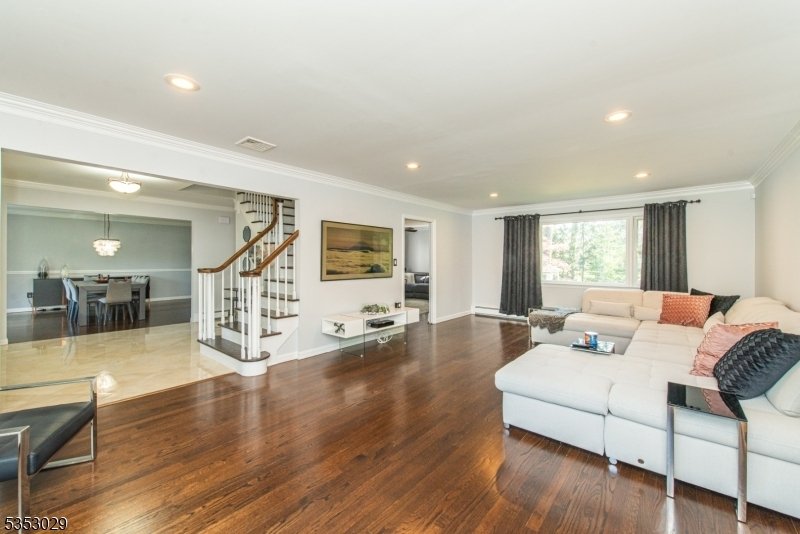 House in Franklin Lakes, New Jersey, United States 3 - 15727125
