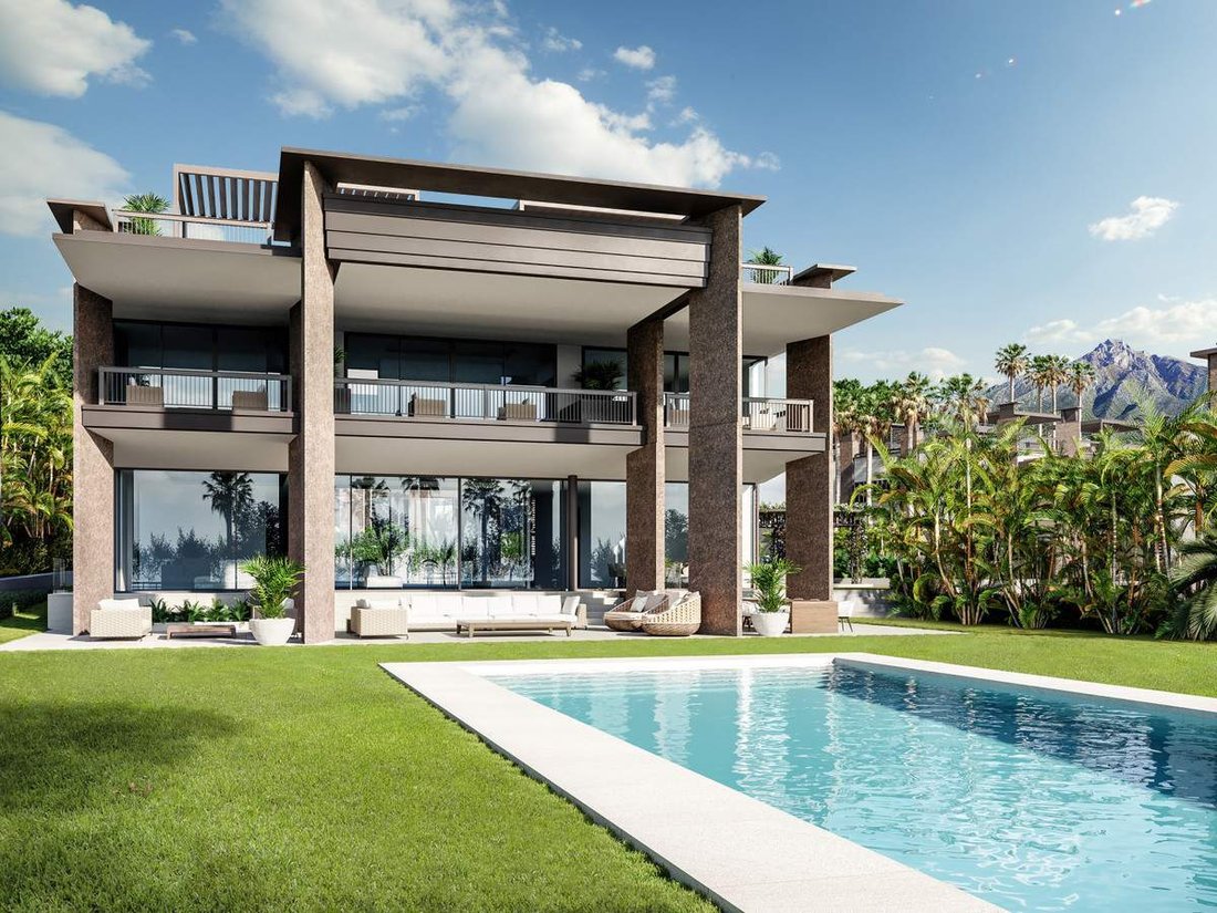 Villa in Puerto Banus, Marbella, Spain 1 - 11771488
