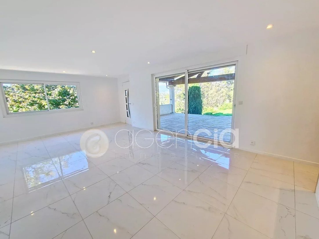 Villa in Valbonne, Provence-Alpes-Côte d'Azur, France 5 - 15726061