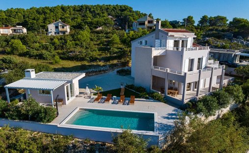 Villa in Municipality of Novigrad, Zadar, Kroatien 1