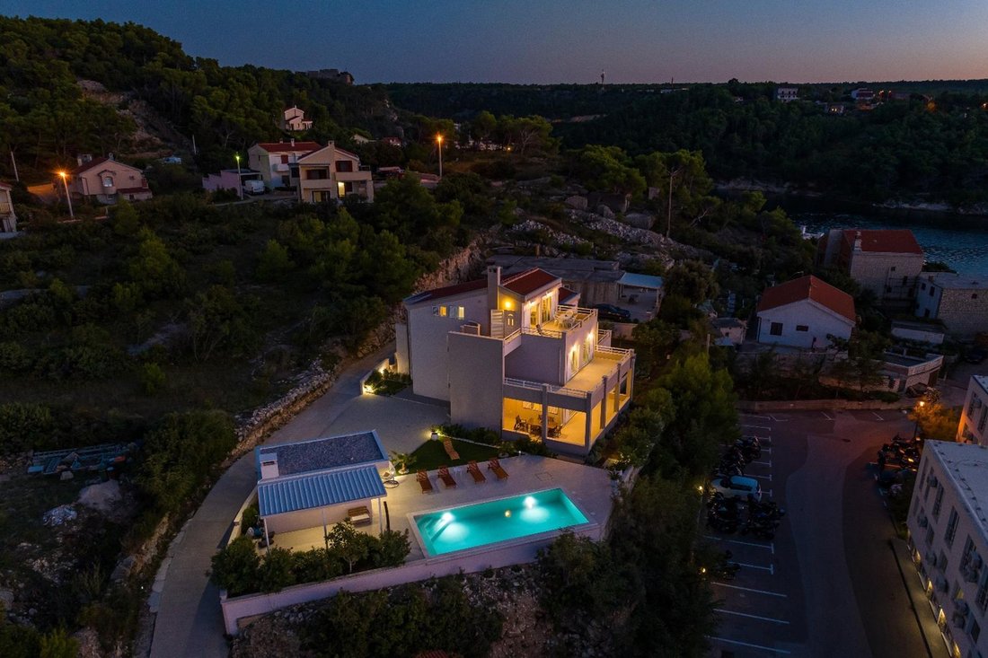 Villa in Municipality of Novigrad, Zadar County, Croatia 3 - 15726420