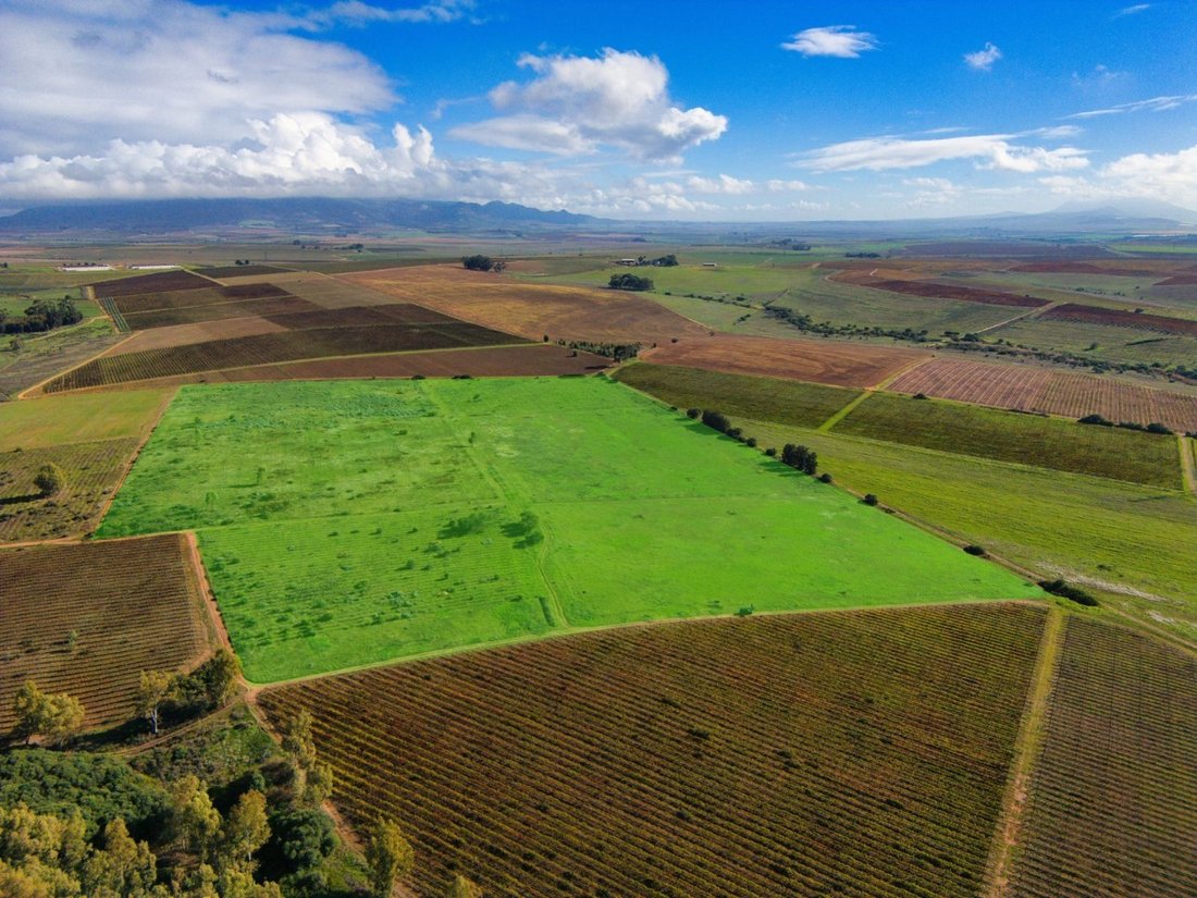 Farm Ranch in Southern Paarl, Western Cape, South Africa 2 - 15724104
