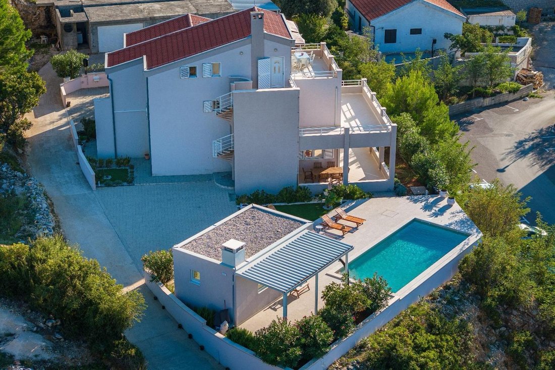 Villa in Municipality of Novigrad, Zadar County, Croatia 2 - 15726420