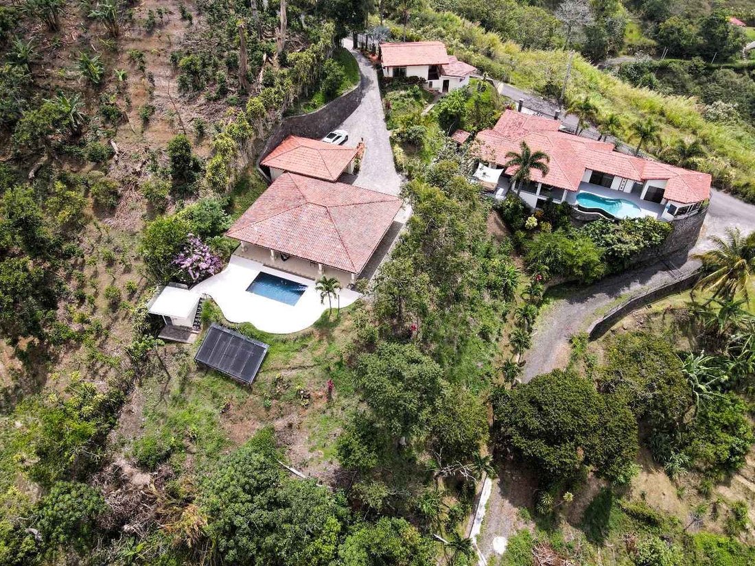 House in Atenas, Alajuela Province, Costa Rica 4 - 15491547