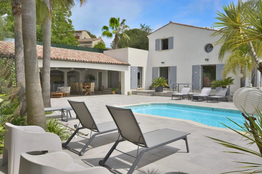 Villa in Valbonne, Provence-Alpes-Côte d'Azur, France 4 - 15726584