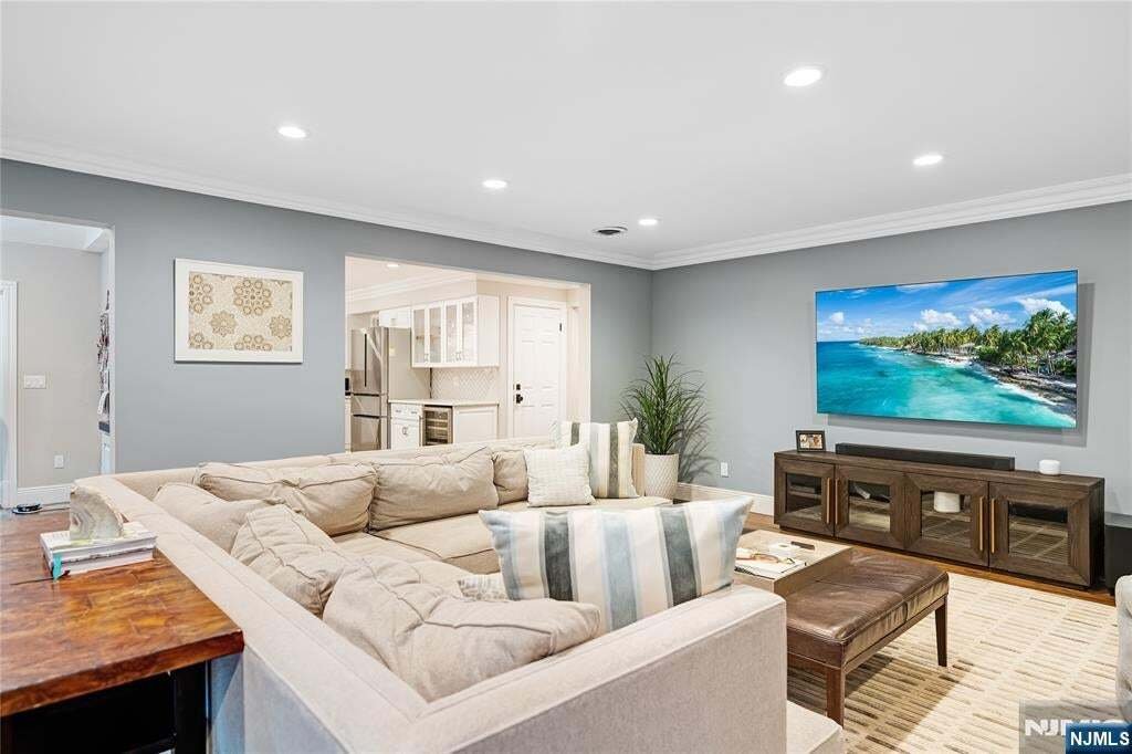 House in Glen Rock, New Jersey, United States 5 - 15724842