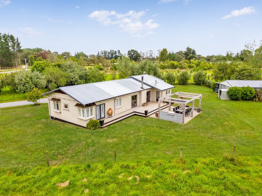 House in Morrisons Bush, Wellington, New Zealand 1 - 15727481