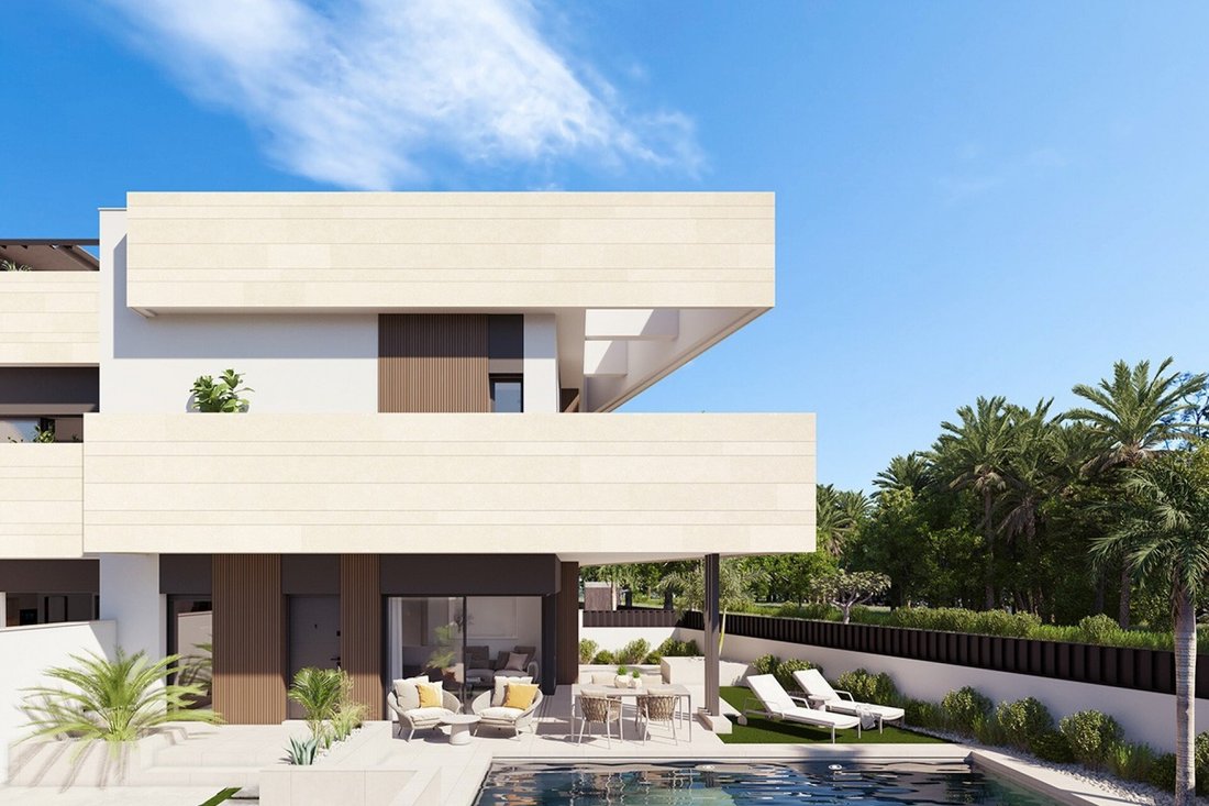 Villa in Pilar de la Horadada, Valencian Community, Spain 3 - 15724680