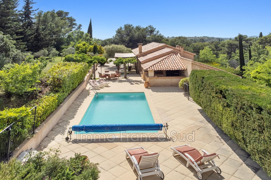 Villa in Tourtour, Provence-Alpes-Côte d'Azur, France 2 - 15726182
