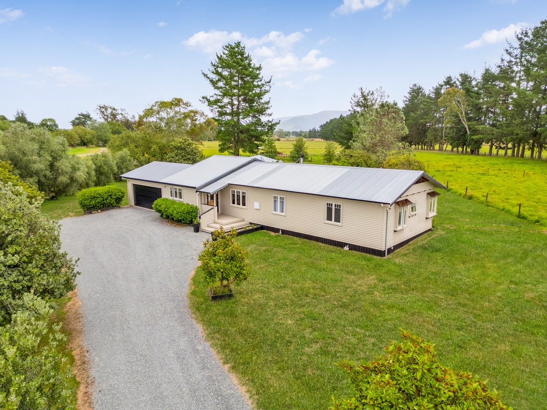 House in Morrisons Bush, Wellington, New Zealand 2 - 15727481