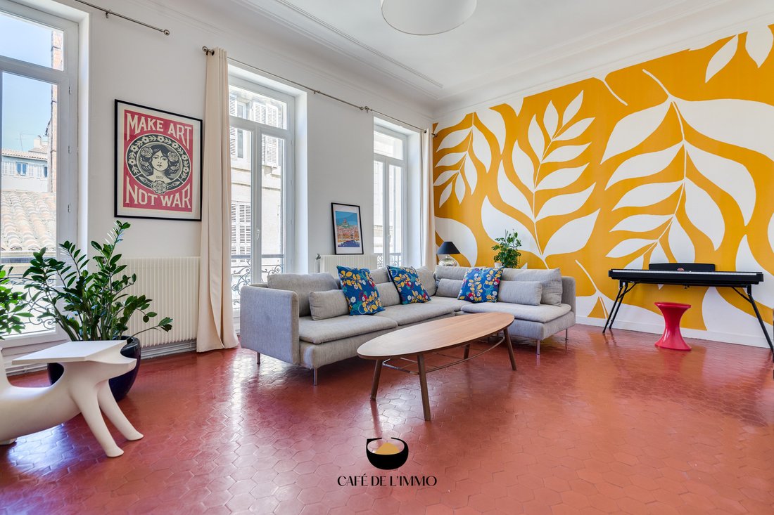 Apartment in Castellane, 6e Arrondissement, Marseille 5 - 15726134