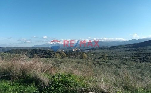 Land in Community of Kato Archane, Archanes, Greece 1