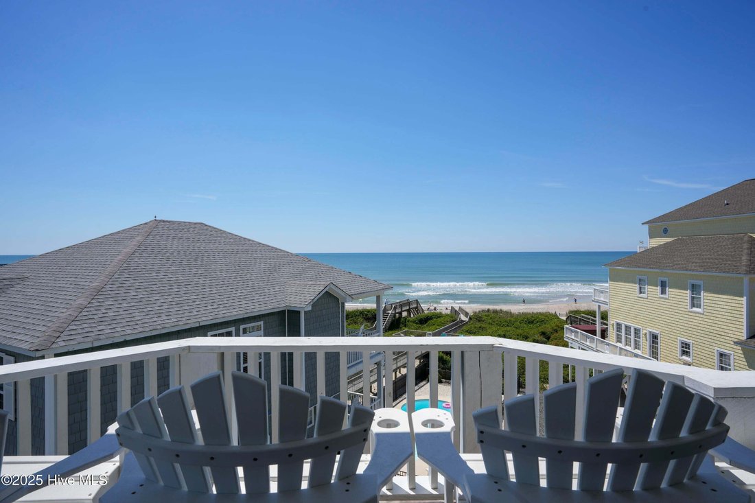Townhouse in North Topsail Beach, North Carolina, United States 2 - 15726300