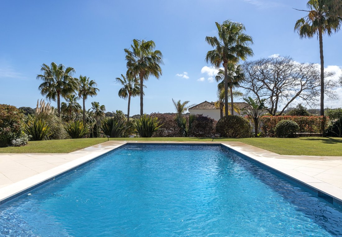 Villa in Sotogrande, San Roque, Andalusia 2 - 15724095
