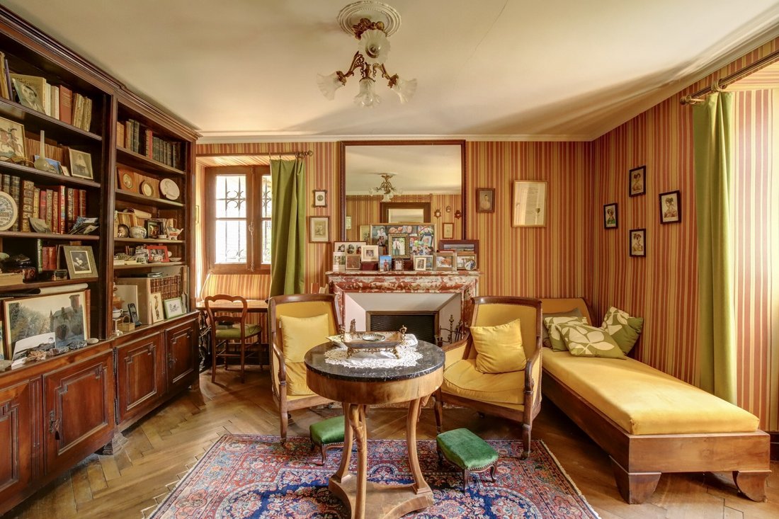 House in Caubiac, Occitania, France 4 - 15726321