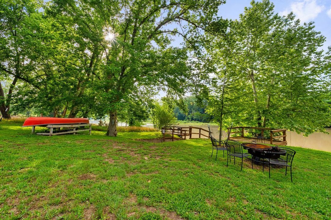 House in Bastrop, Texas, United States 2 - 15727034