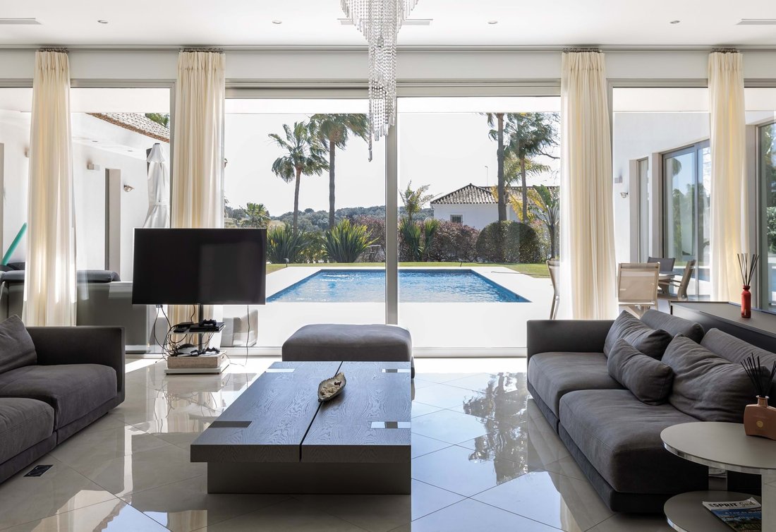Villa in Sotogrande, San Roque, Andalusia 3 - 15724095