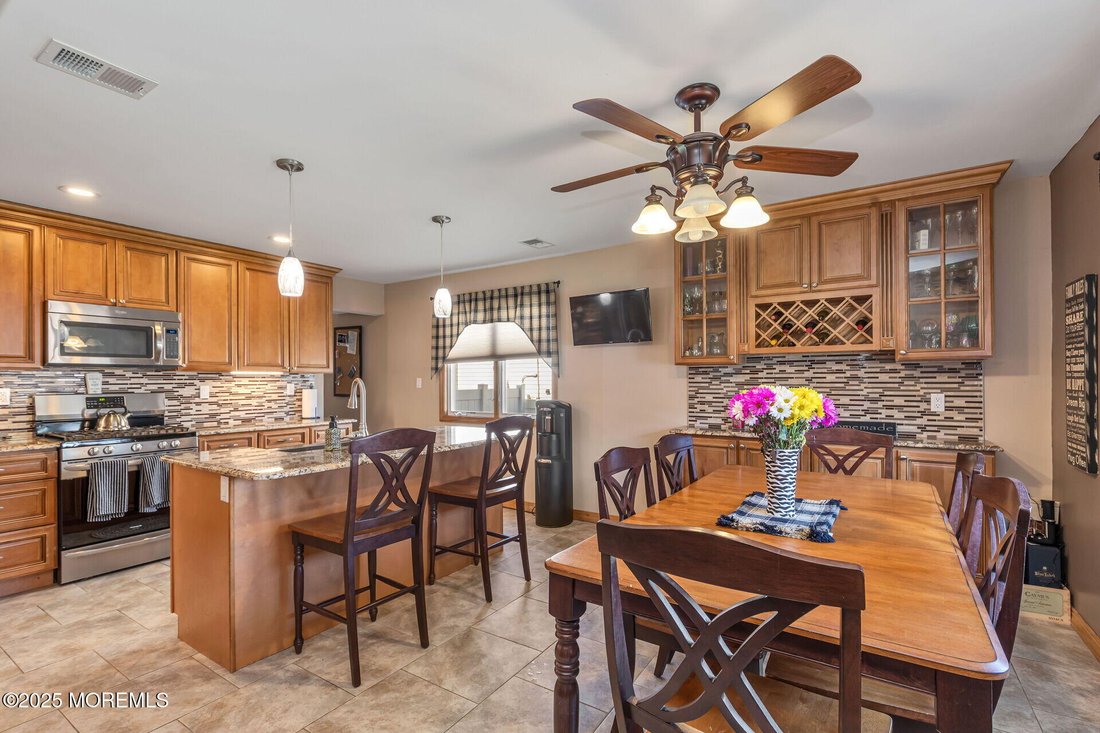 House in Hazlet, New Jersey, United States 4 - 15724748