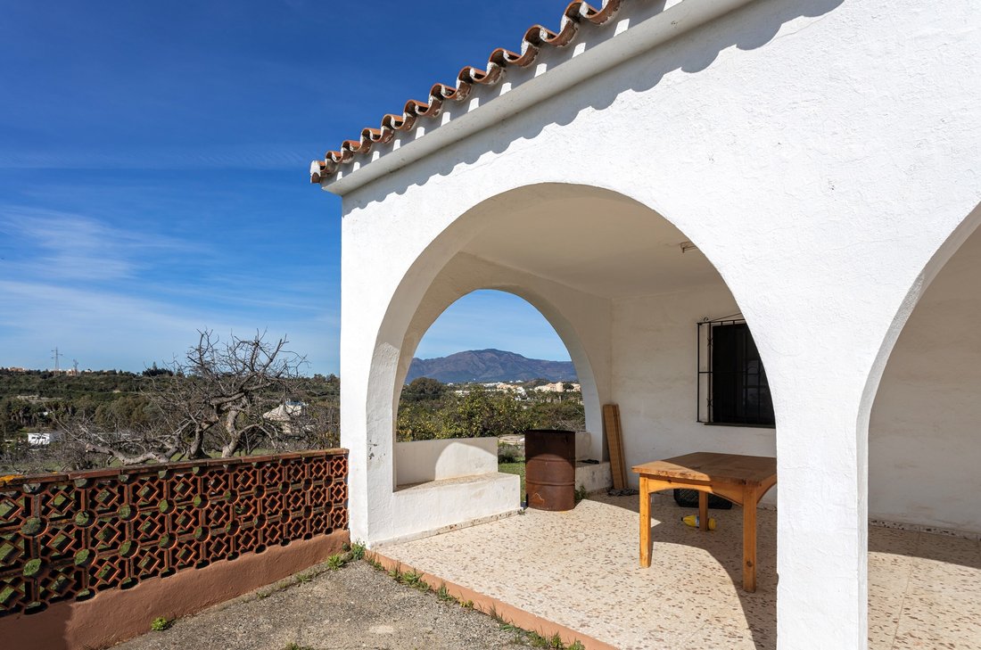 Land in Estepona, Andalusia, Spain 3 - 15724091