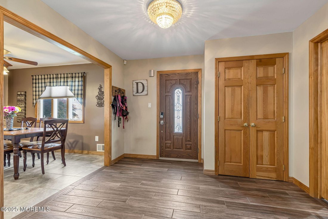 House in Hazlet, New Jersey, United States 3 - 15724748