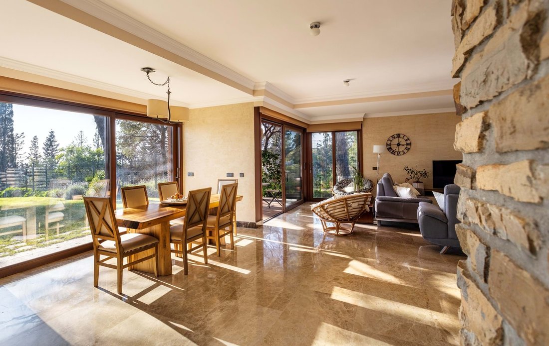 Villa in Elviria-Cabopino, Marbella, Spain 3 - 15724196