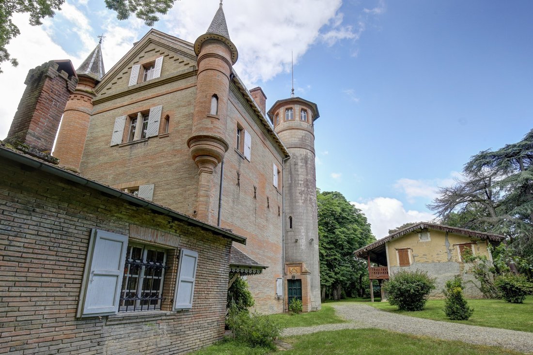 House in Caubiac, Occitania, France 2 - 15726321