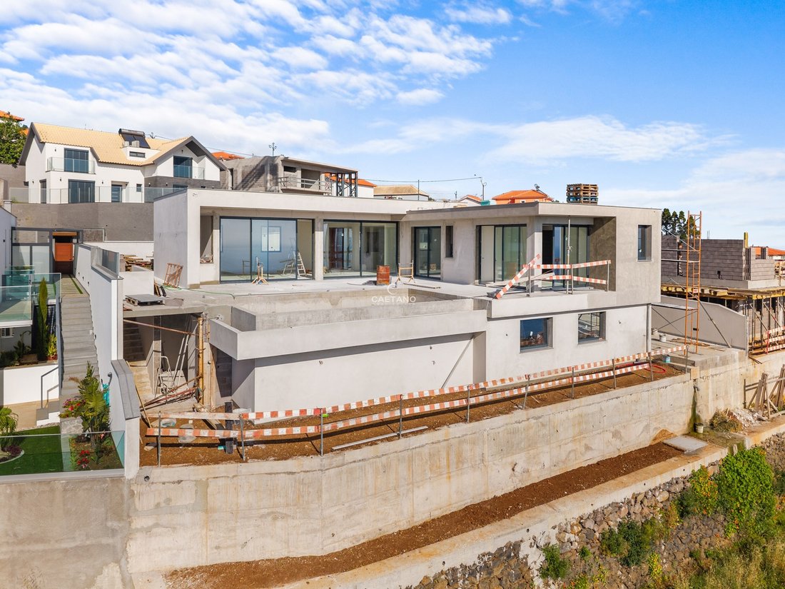 Villa in Estreito da Calheta, Autonome Region Madeira, Portugal 1 - 15692652