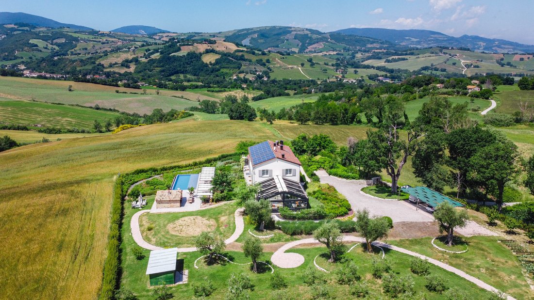 Villa in Fossombrone, Marche, Italy 4 - 12046329