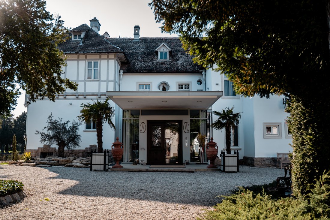 Whispers of Habsburg: A Vienna Castle Where Legends Reside
