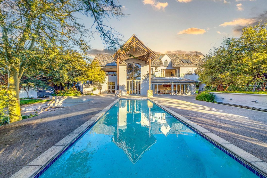 Maison à Waterfall Equestrian Estate, Gauteng, Afrique du Sud 1 - 14106403