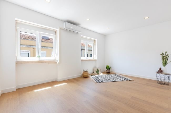 Apartment in Areeiro, Lisbon, Portugal 3 - 15728997